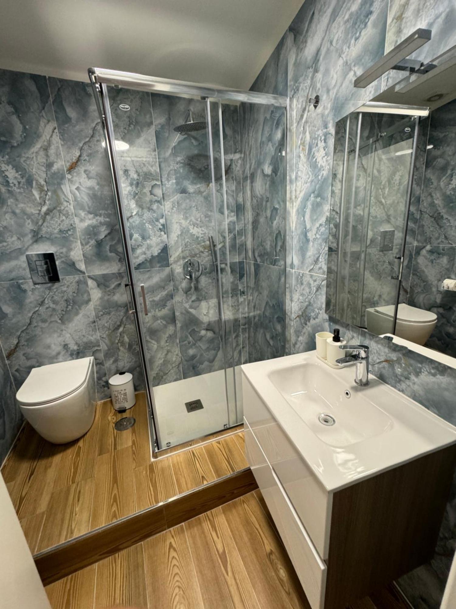 Apartamento La Dimora Di Cinzia Nápoles Exterior foto