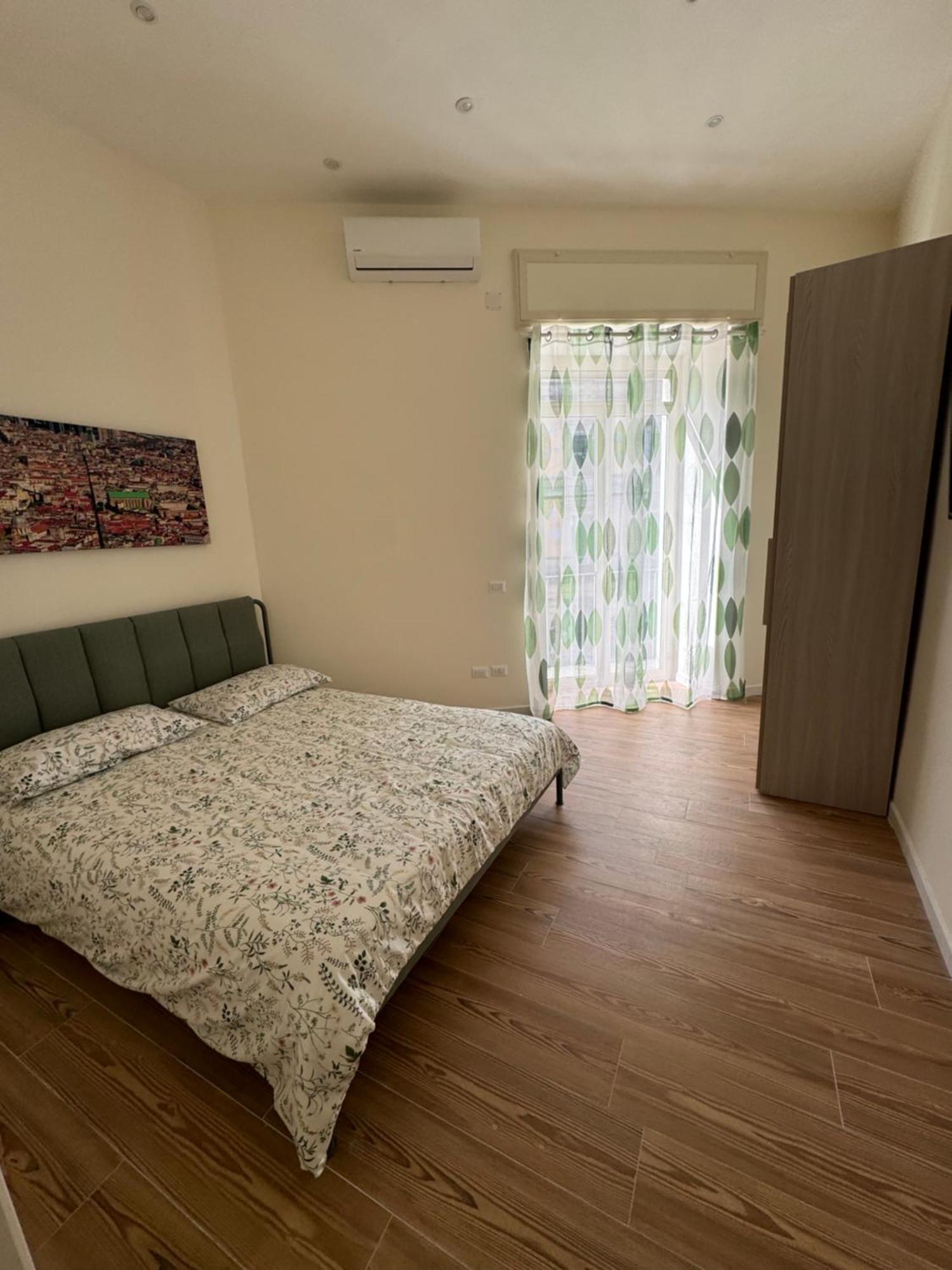 Apartamento La Dimora Di Cinzia Nápoles Exterior foto